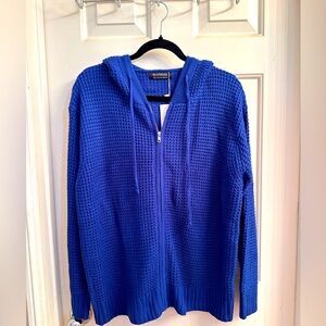 BloomChic hooded zipper sweater